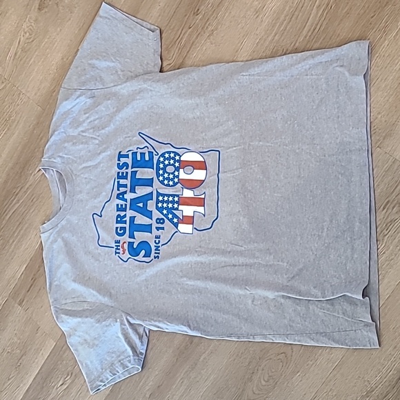 Free With Purchase Mens 2X Wisconsin T Shirt - Picture 1 of 4